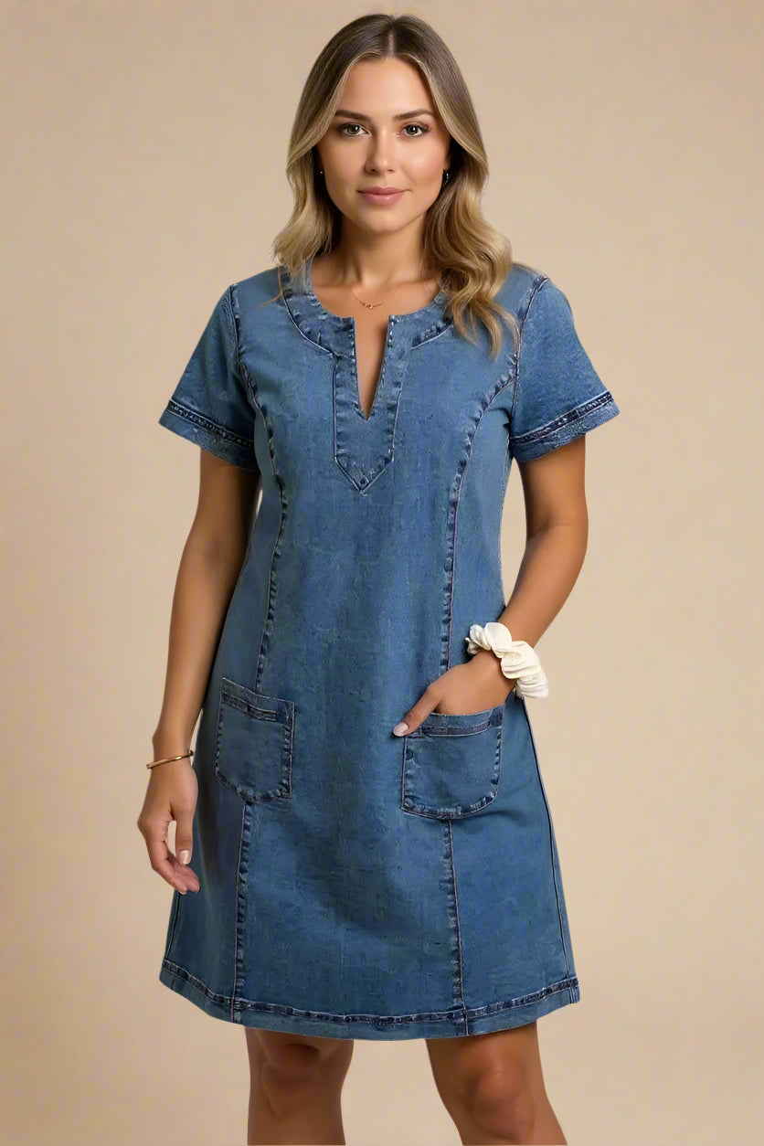 Aurora™ | Løs denimkjole med V-udskæring og lommer